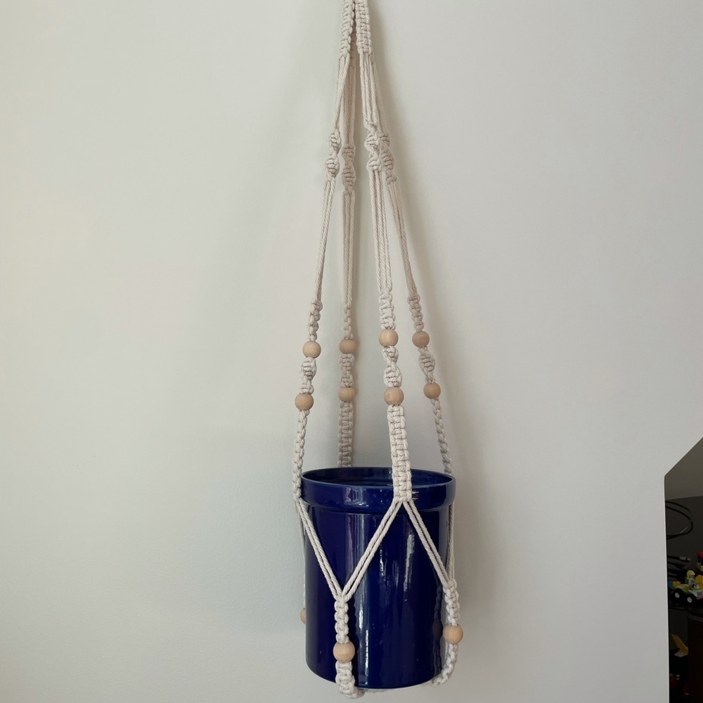Set of 3 macrame plant hangers